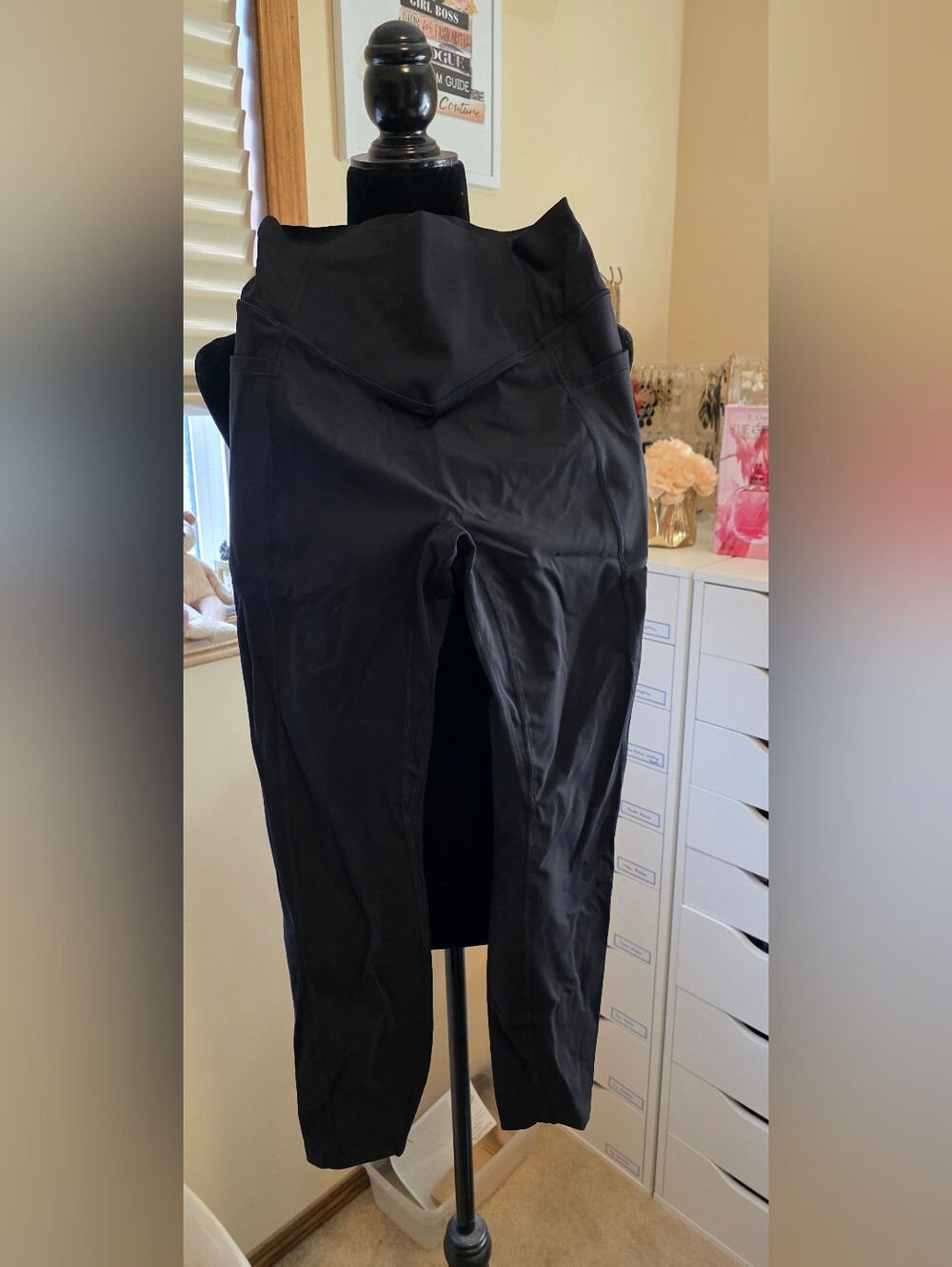 HALARA Black High-Waist Leggings